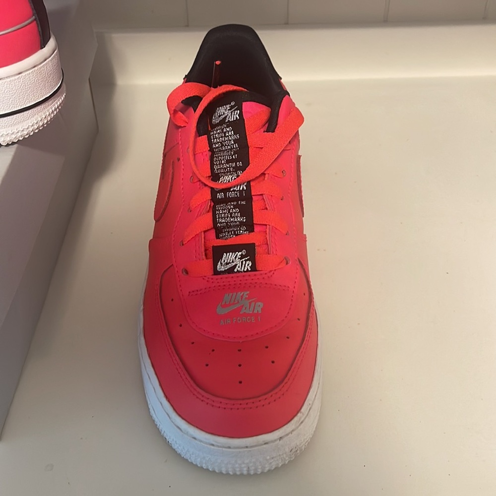 Air Force1 - Picture 4 of 4